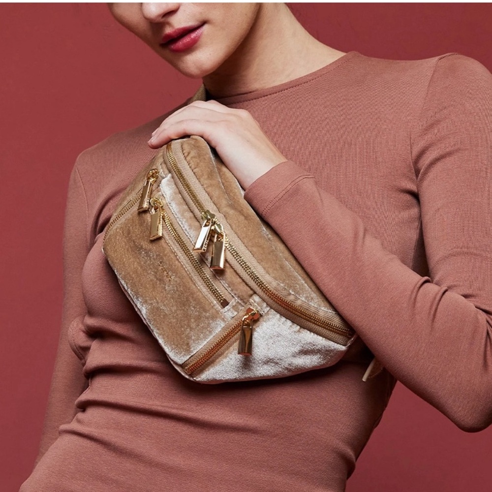 NWT FREE PEOPLE X CARAA VELVET SLING BAG - FAWN
